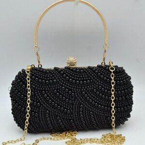 CLASSY & SASSY HANDBAG SALE